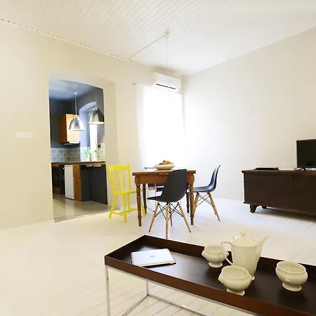 Apartment The Big Blue - Old Town Center